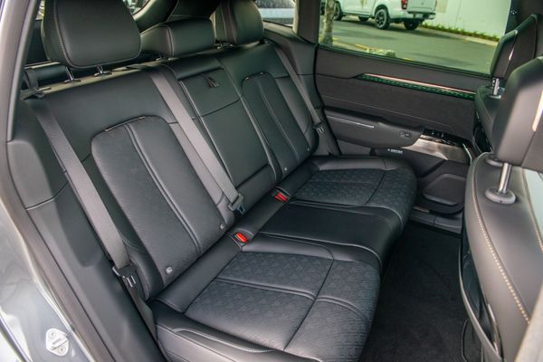 2026 Zeekr 7X Awd Performance Carousel 11