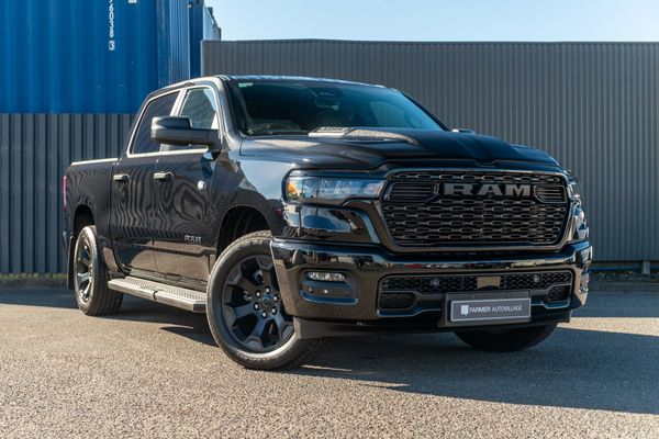 2026 RAM 1500 Express Black Edition