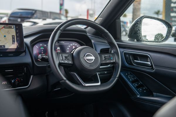 2023 Nissan Qashqai Ti-L E-Power 1.5Peh Carousel 14