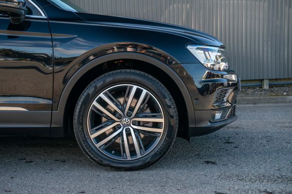 2017 Volkswagen Tiguan TSI Highline 4Motion Carousel 6