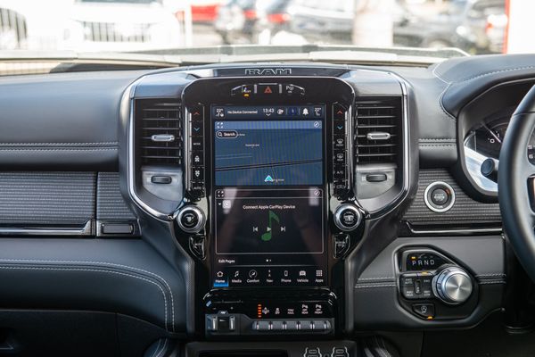 2026 RAM 1500 Limited I6 Rb Night Carousel 10