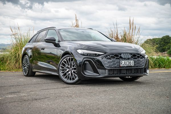 2025 Audi S5 Avant 3.0TFSI 270kW quattro