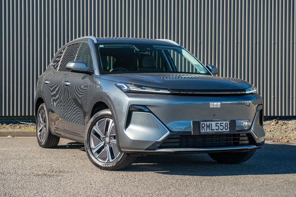 2025 Geely Starray EM-i Complete Phev/At