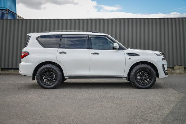 2025 Nissan Patrol Ti-L 5.6P V8 Auto 7 Seater Carousel 5