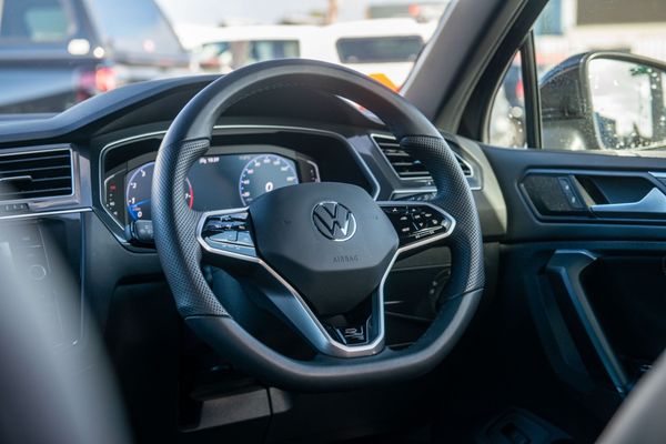 2021 Volkswagen Tiguan TSI R-Line 2WD 1.4 Carousel 14