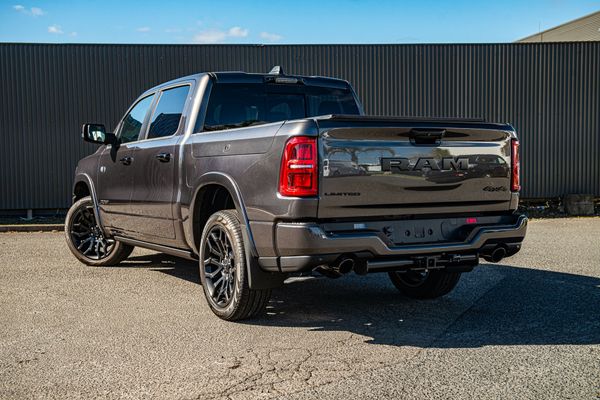 2026 RAM 1500 Limited I6 Rb Night Carousel 1
