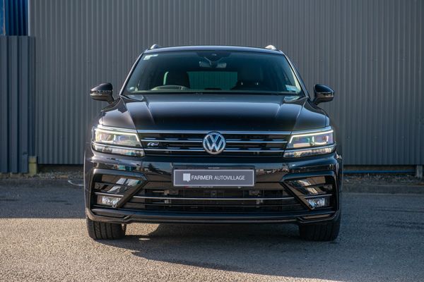 2018 Volkswagen Tiguan TSI R-Line 4Motion Carousel 1