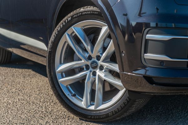 2019 Audi Q7 3.0TDI 160kW quattro Carousel 2