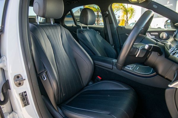 2022 Mercedes-Benz E 200 E200 2.0Pt/9At Carousel 10