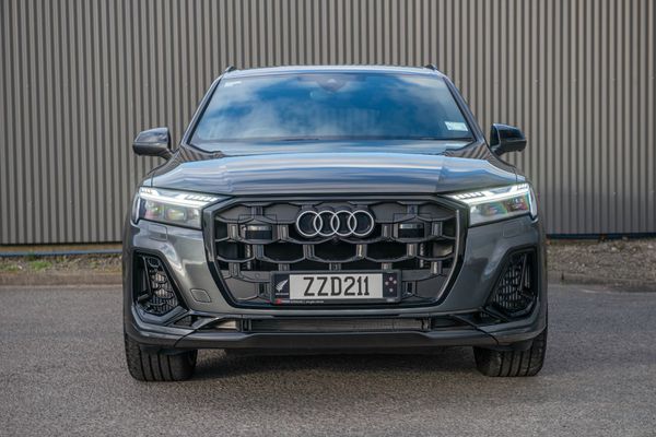 2026 Audi SQ7 4.0TFSI 373kW quattro Carousel 11