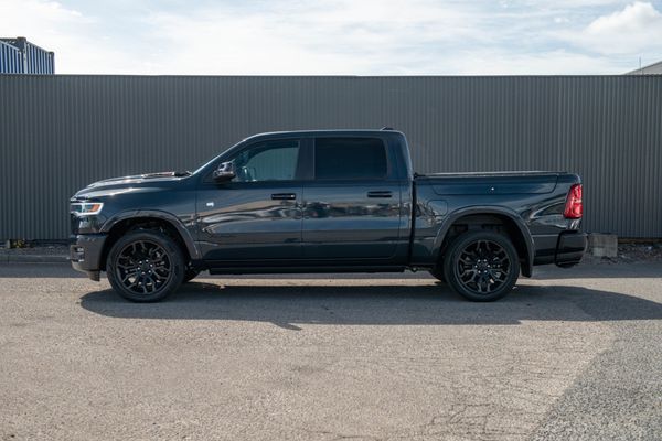 2026 RAM 1500 Limited I6 Rb Night Carousel 3