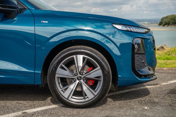 2026 Audi Q3 1.5TFSI 110kW S line Carousel 6