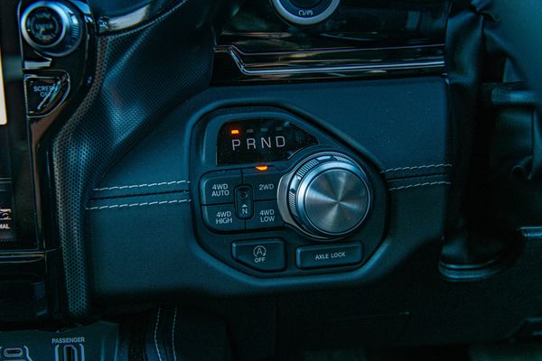 2026 RAM 1500 Limited I6 Rb Night Carousel 13