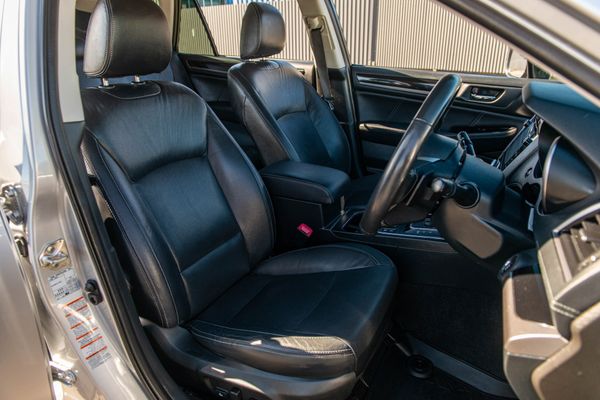 2018 Subaru Outback 3.6R 3.6P/4Wd/6Cvt Carousel 12