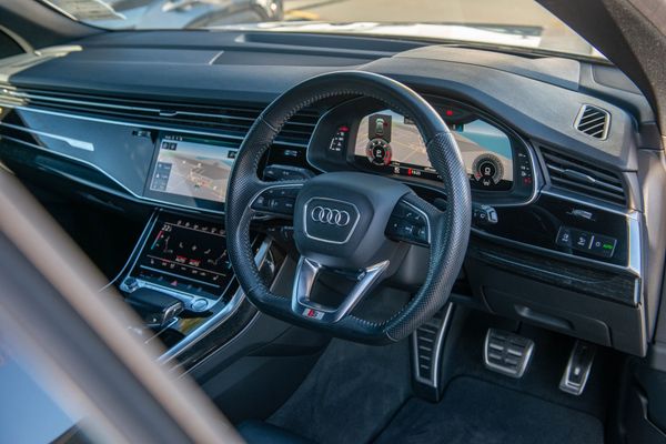 2019 Audi Q8 3.0TDI 210kW S line quattro Carousel 9