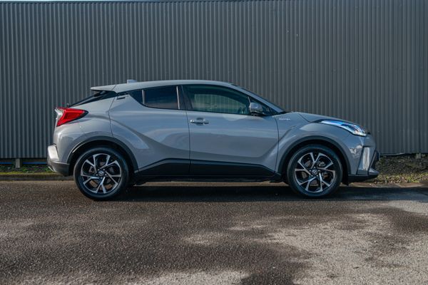 2023 Toyota C-HR 1.8Ph/Hd Carousel 4
