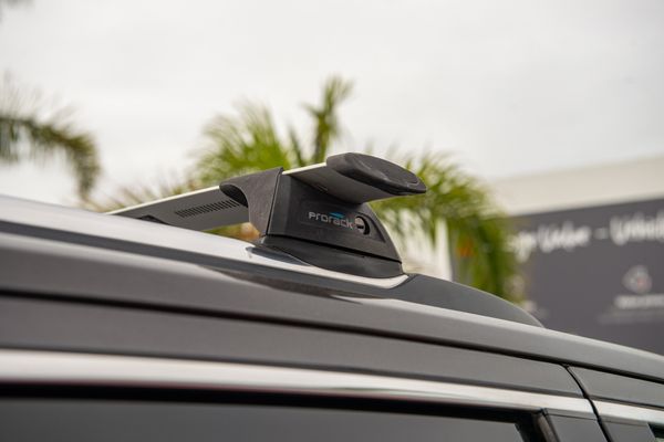 2021 Jeep Grand Cherokee Limited 3.6P/4Wd/8At Carousel 8