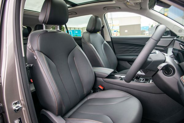 2026 MG HS EXCITE 1.5T Carousel 10