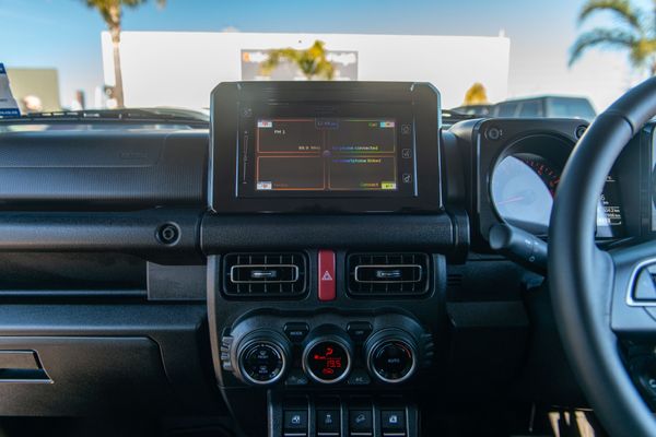 2026 Suzuki Jimny Sierra 1.5P/4Wd/4At Carousel 11