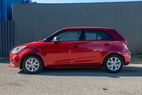2019 MG 3 Core 1.5P/4At Carousel 9
