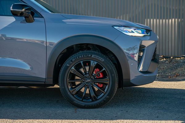 2026 GWM HAVAL H6 Gt Ultra Phev 4Wd Carousel 3