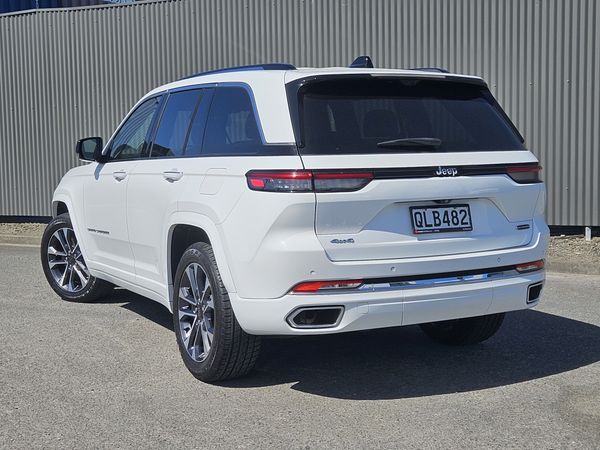 2024 Jeep Grand Cherokee Overland 3.6P/4Wd Carousel 2