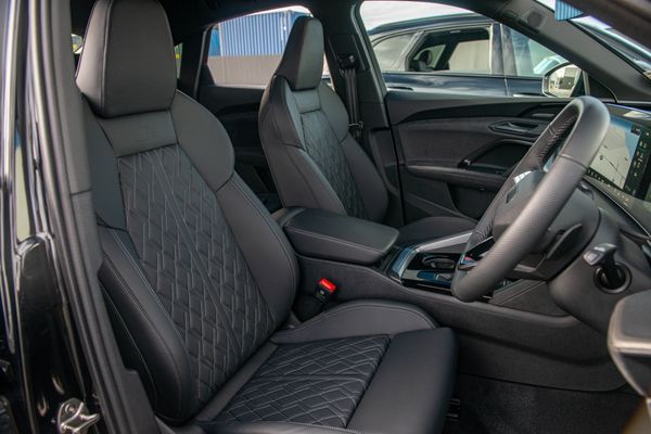 2026 Audi SQ5 3.0TFSI 270kW MHEV+ Sportback quattro Carousel 14