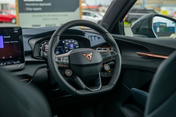 2026 CUPRA Terramar V e-HYBRID 1.5 150kW PHEV Carousel 13