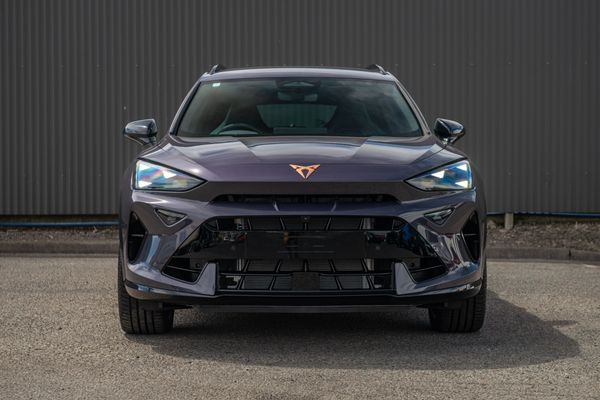 2026 CUPRA Formentor VZ 2.0 245kW AWD Pantera Edition Carousel 1