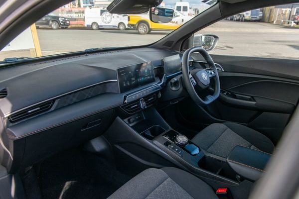 2026 MG 3 EXCITE HYBRID+ Carousel 14