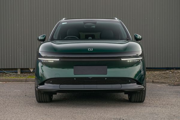 2026 Zeekr 7X Awd Performance Carousel 2
