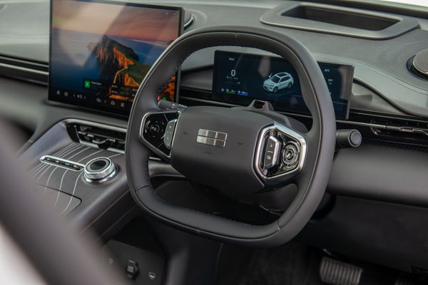 2026 Geely Starray EM-i Inspire Phev/At Carousel 8