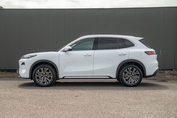 2026 Geely Starray EM-i Inspire Phev/At Carousel 3