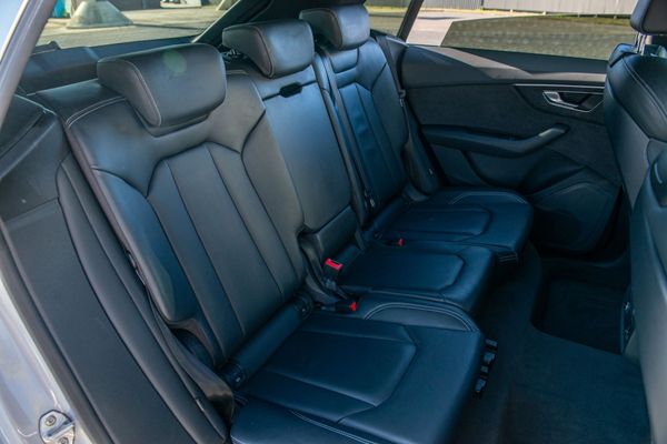 2019 Audi Q8 3.0TDI 210kW S line quattro Carousel 11