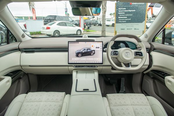 2026 Zeekr 7X Awd Performance Carousel 2