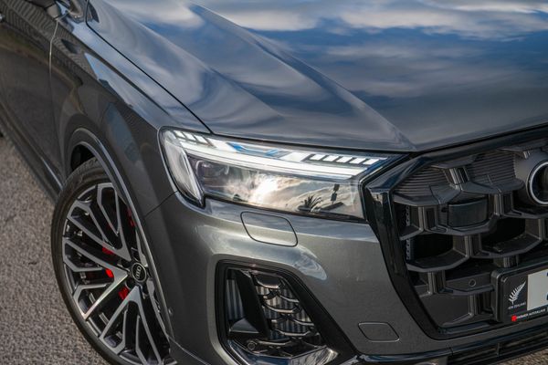 2026 Audi SQ7 4.0TFSI 373kW quattro Carousel 12