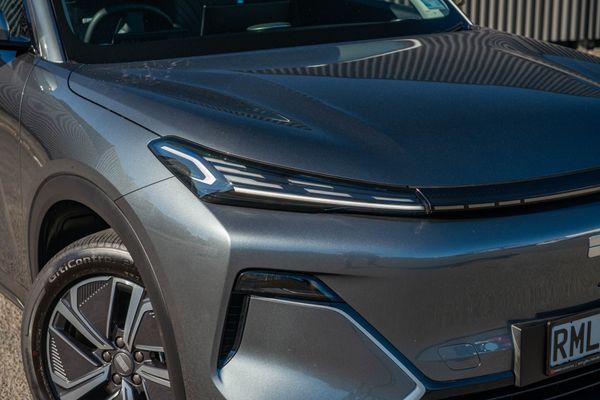 2025 Geely Starray EM-i Complete Phev/At Carousel 5