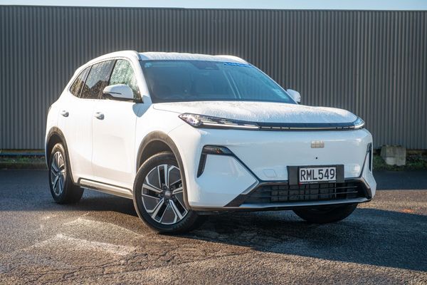 2025 Geely Starray EM-i Complete Phev/At