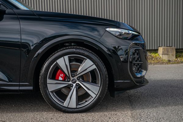 2026 Audi SQ5 3.0TFSI 270kW MHEV+ Sportback quattro Carousel 6