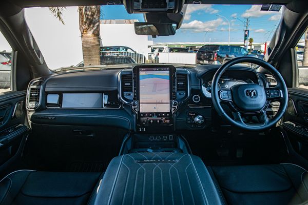 2026 RAM 1500 Limited I6 Rb Night Carousel 10