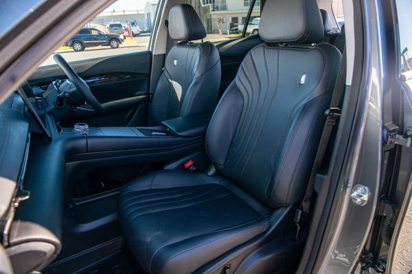 2025 Geely Starray EM-i Complete Phev/At Carousel 3