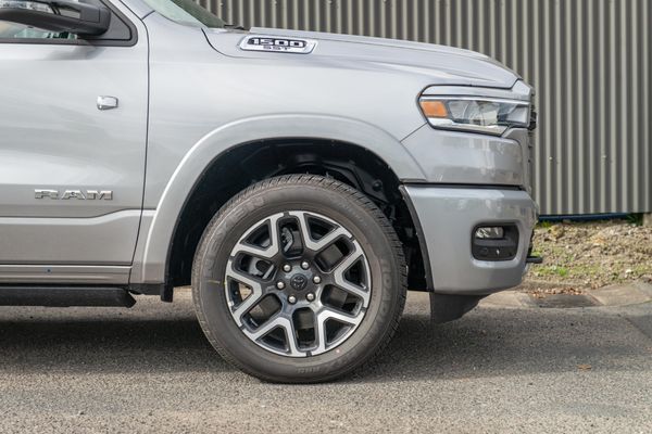 2026 RAM 1500 DT Laramie Sport Hurricane Carousel 6