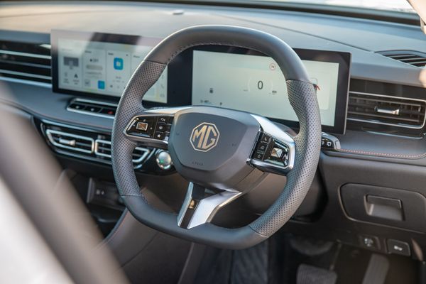 2026 MG HS EXCITE Hybrid + Carousel 9