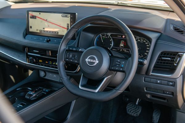 2026 Nissan X-Trail St-L E-Power 1.5Peh Carousel 8