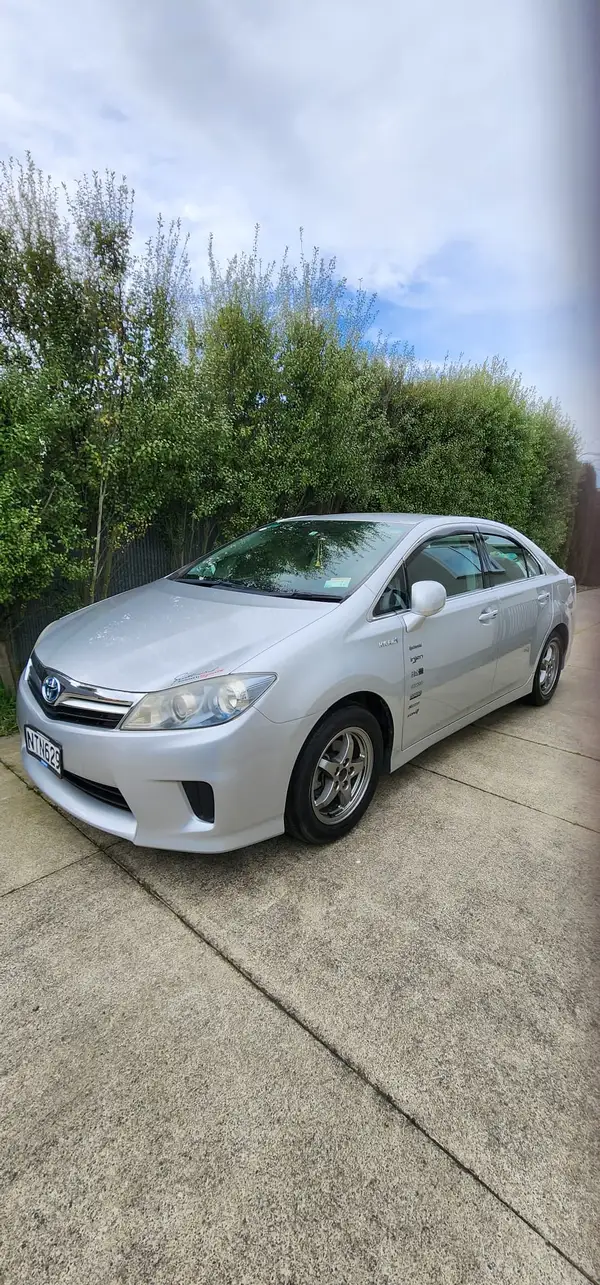 Toyota Sai 2010 Carousel 6