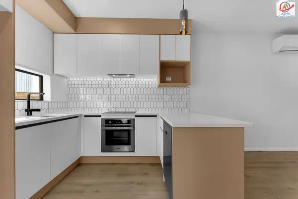 Property Detail