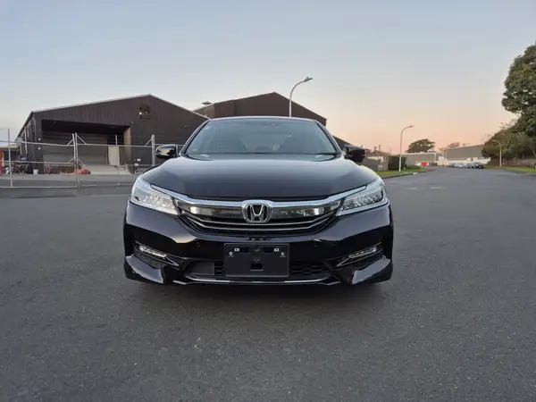 2017 Honda Accord Hybrid LX Carousel 1