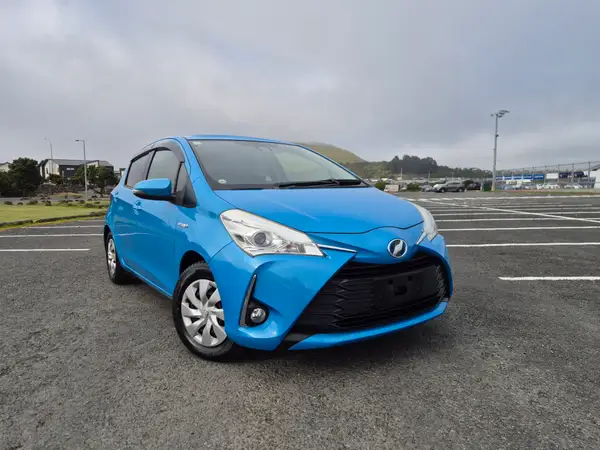 2017 Toyota Vitz Hybrid 1500cc | 52K Odo