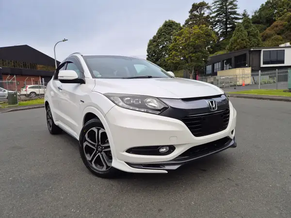2015 Honda Vezel Z Hybrid