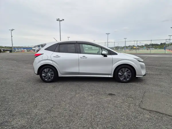 2022 Nissan Note E-Power (Hybrid) Carousel 2